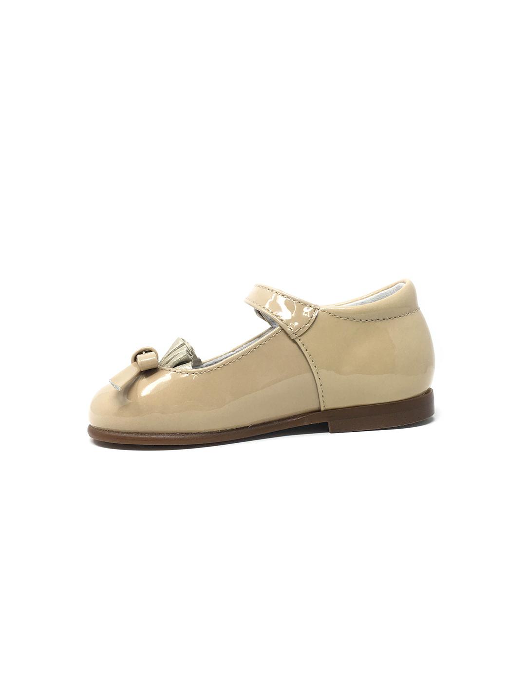 MERCEDITA LAZO CHAROL SALINAS