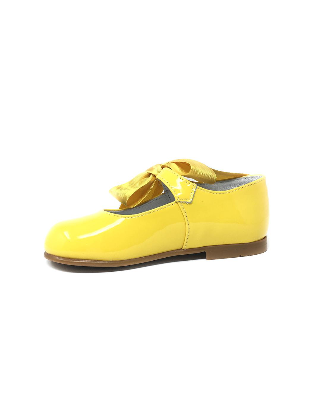 MERCEDITA CHAROL AMARILLO