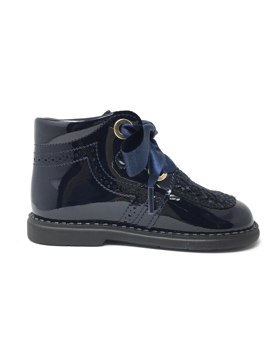 BOTÍN CHAROL AZUL CON LAZO Y CORDÓN