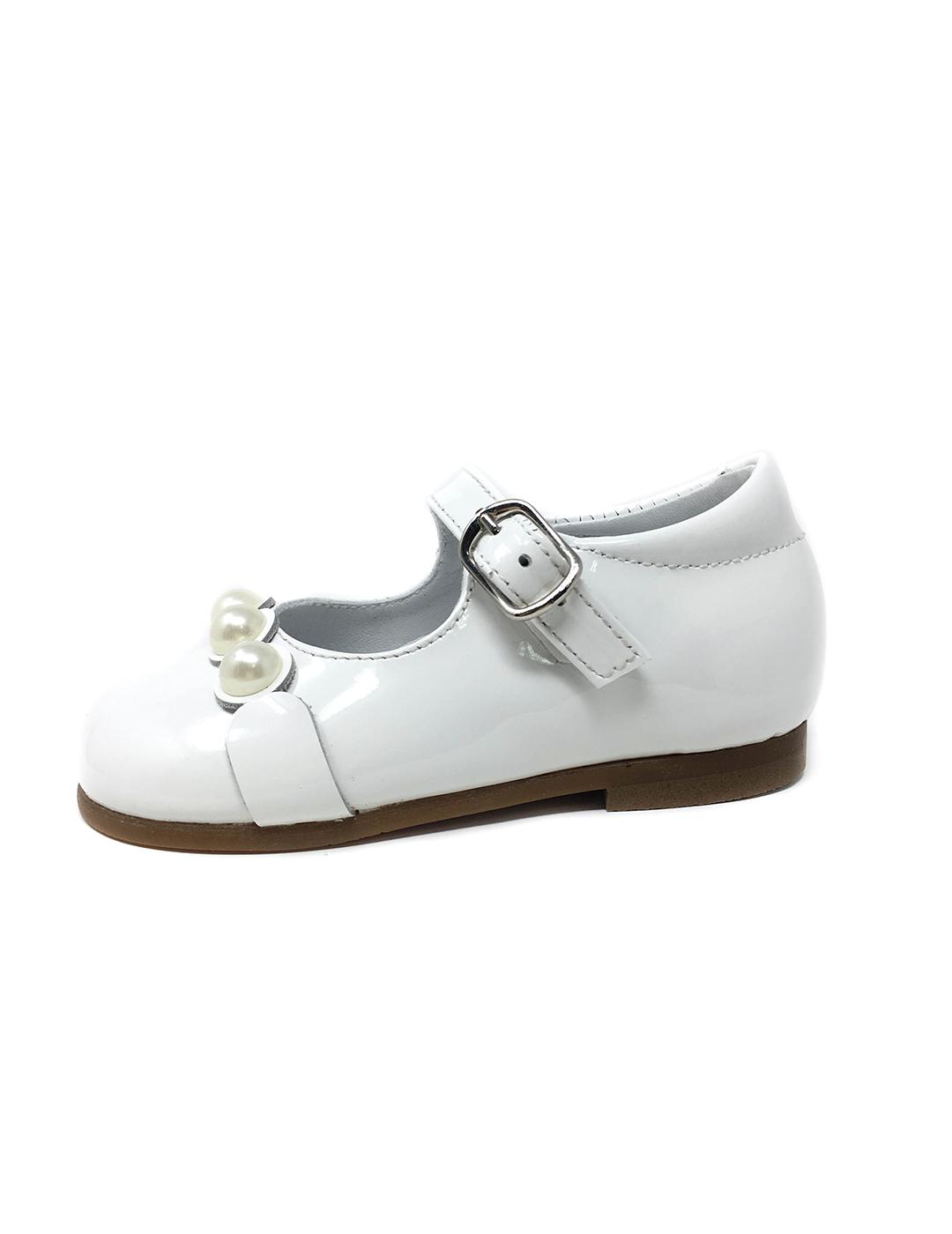 MERCEDITA CHAROL BLANCO