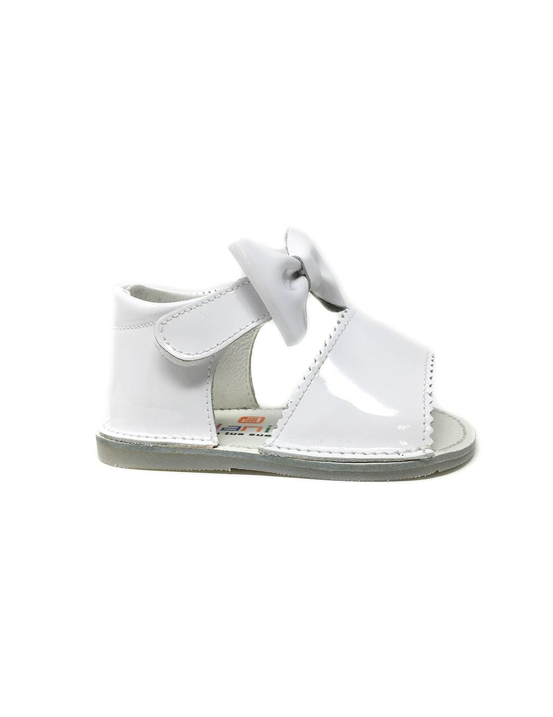 SANDALIA CHAROL BLANCO