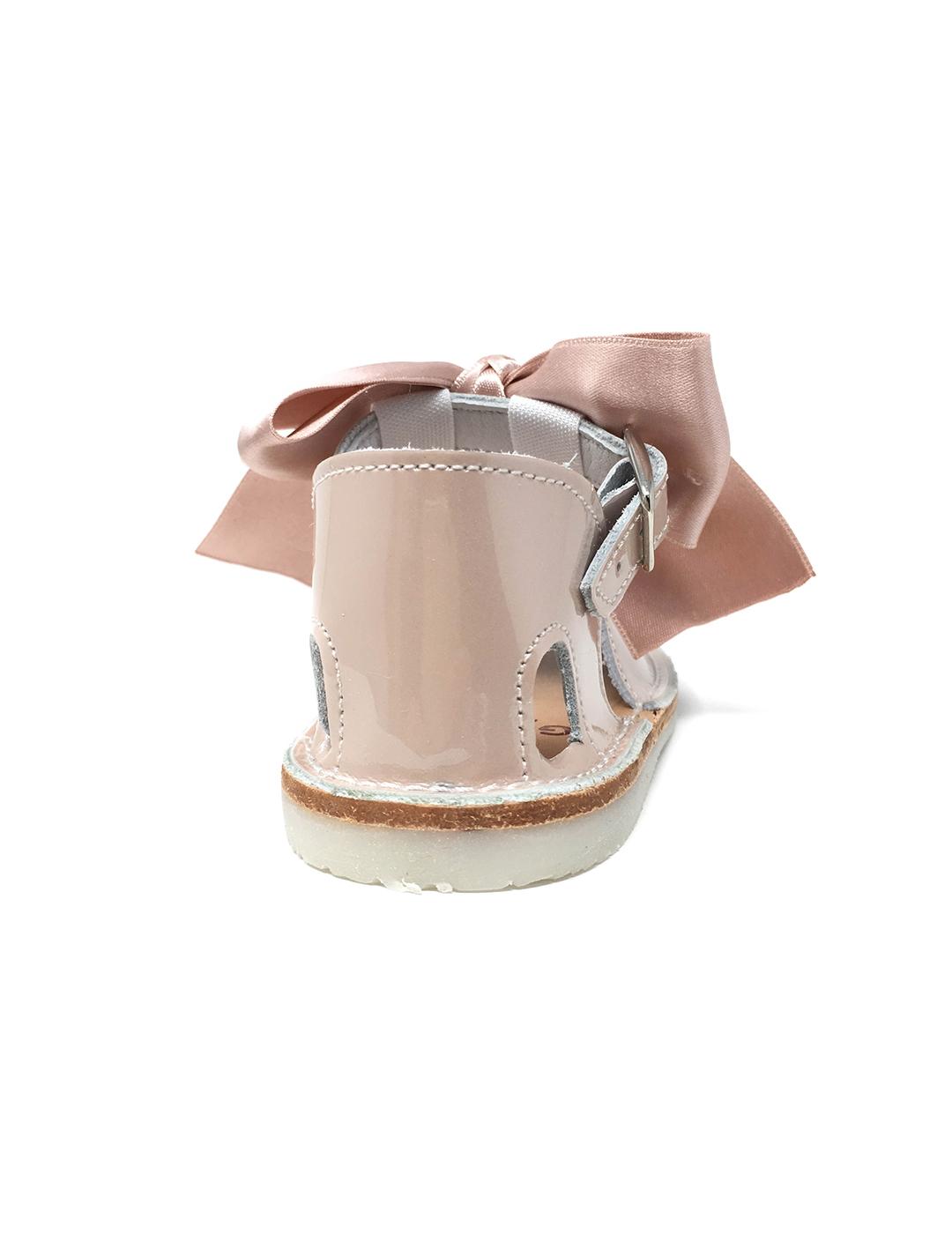 MENORQUINA CHAROL MAQUILLAJE