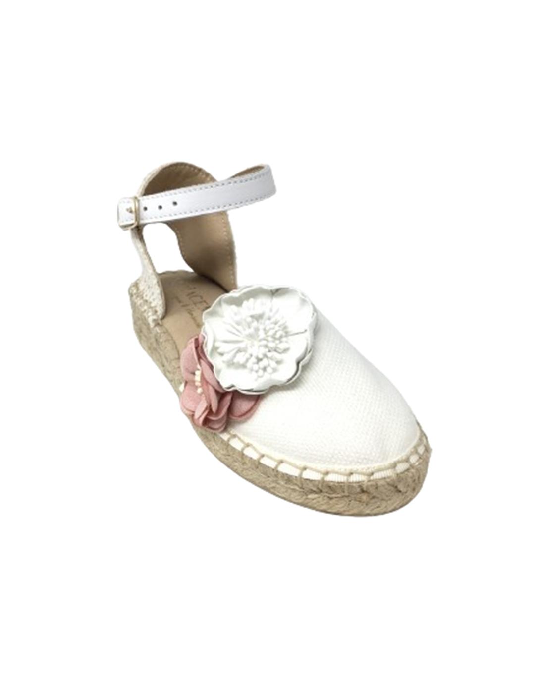 ALPARGATA BLANCO CON FLOR