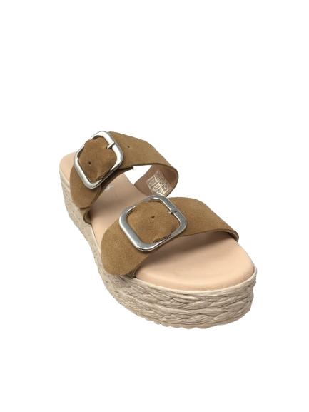 SANDALIA PLATAFORMA CUERO
