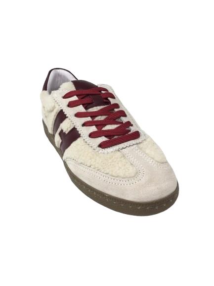 DEPORTIVA BEIG Y BURDEOS