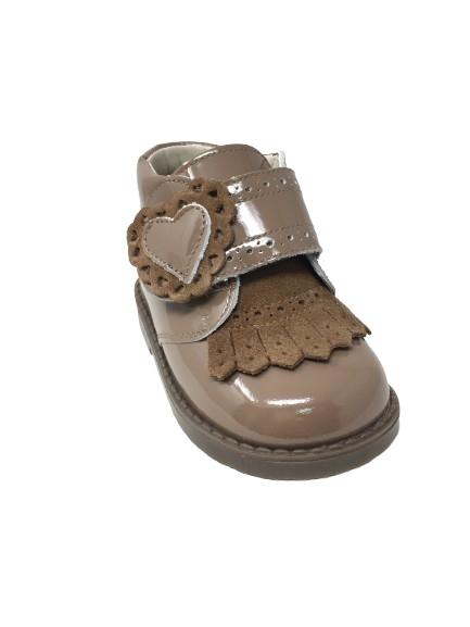 BOTIN VELCRO CORAZON CHAROL MARRON