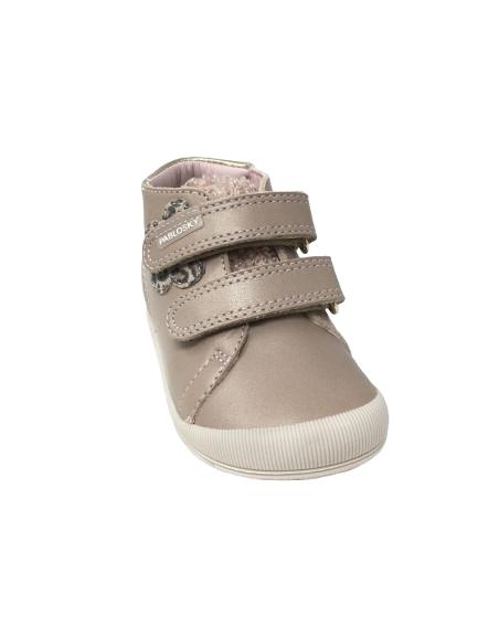 BOTIN PABLOSKY NUDE BAREFOOT